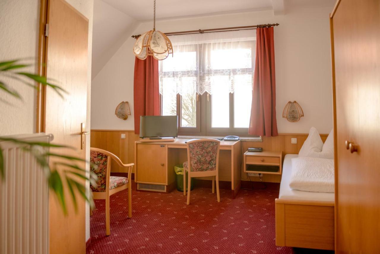 Hotel-Pension Heimburg 바트엘스터 외부 사진